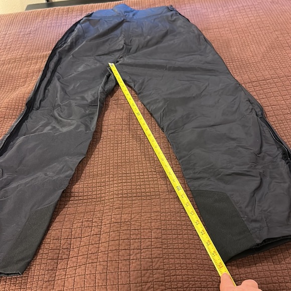 🏂L Helly Hansen black snowboard pants. The waterproof breathable Helly-Tech EUC - Picture 13 of 15